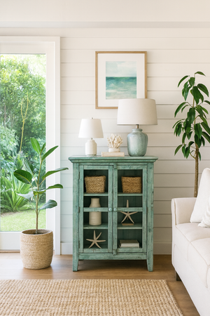 Mała komoda-szafka prowansalska z oszklonymi drzwiami - Avola