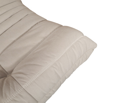 Sofa dwuosobowa- jasnobeżowa – nowoczesny design, pikowanie, tkanina aksamitna NUA
